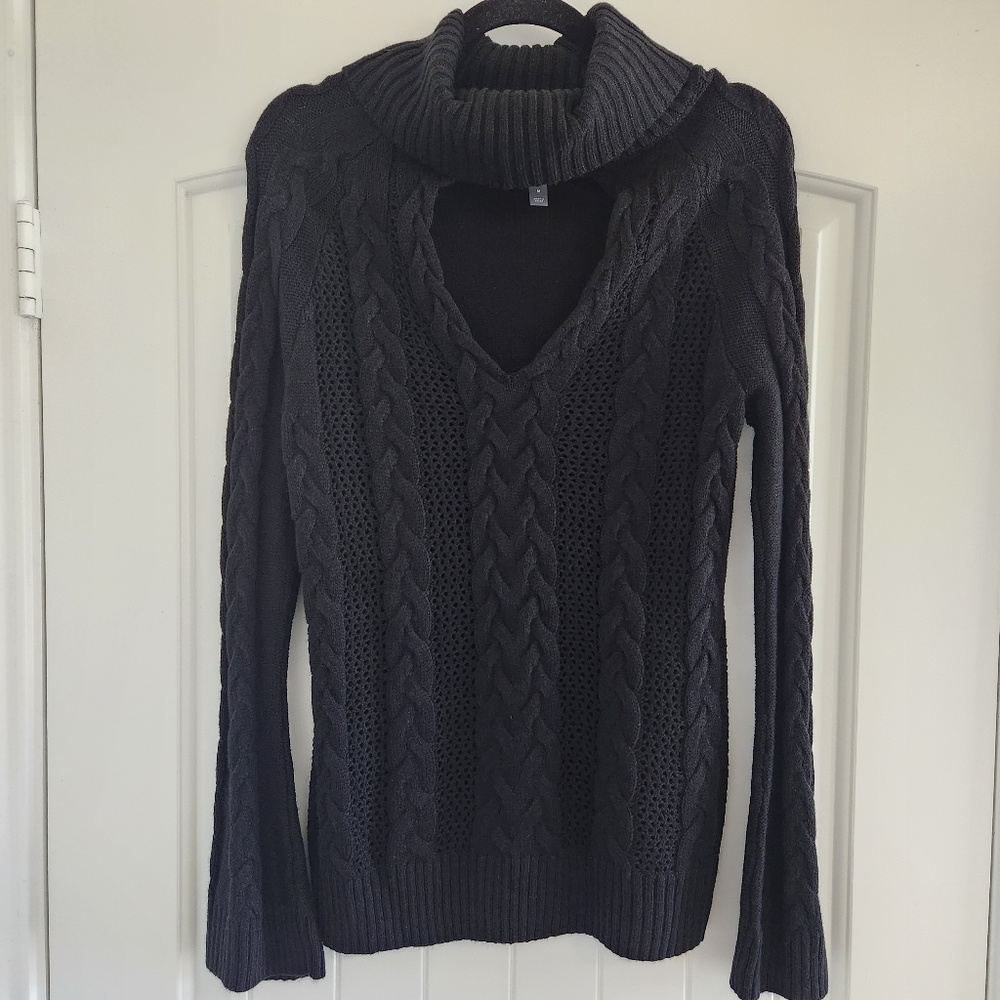 Soho New York & Company Black Sweater Size Medium 💖